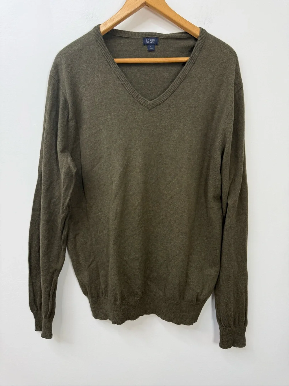 J.Crew Men's V-Neck Sweater Olive size L